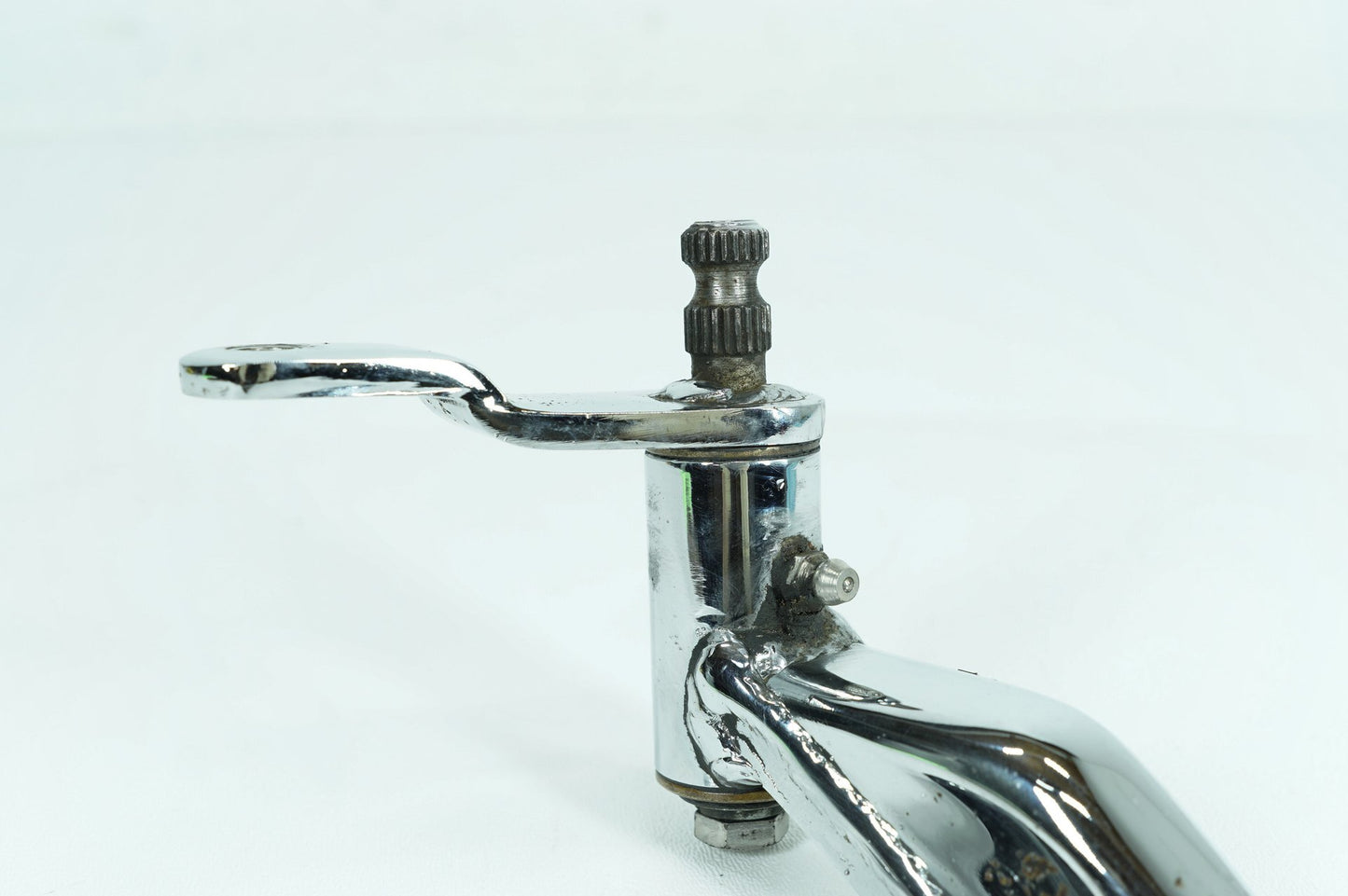 1984 - 1990 Harley-Davidson Sportster Evolution Mount Bracket Support Holder Chrome