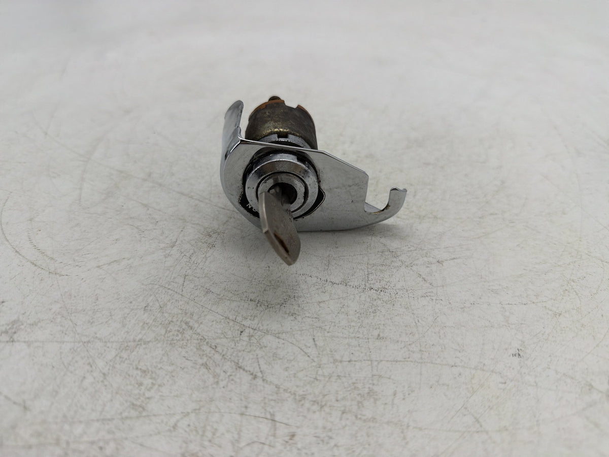 91 Harley Sportster 883 XLH883 OEM Ignition Switch Cylinder Barrel Lockset & Key