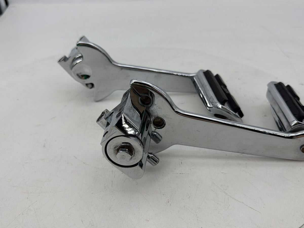 02 Harley Touring CVO Screamin Road King Passenger Left Right Foot Pegs Kuryakyn