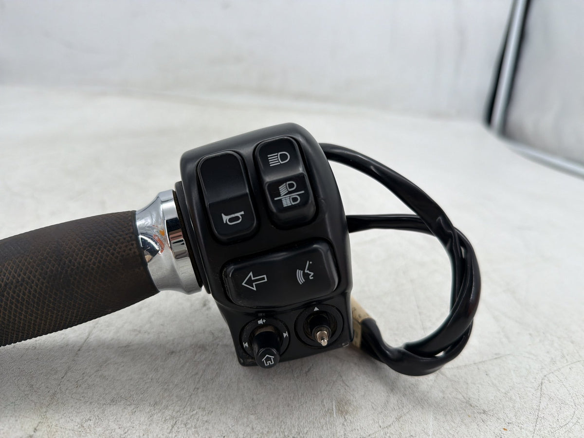 15 Harley Electra Glide Touring OEM Left Turn Signal Headlight Switches Controls