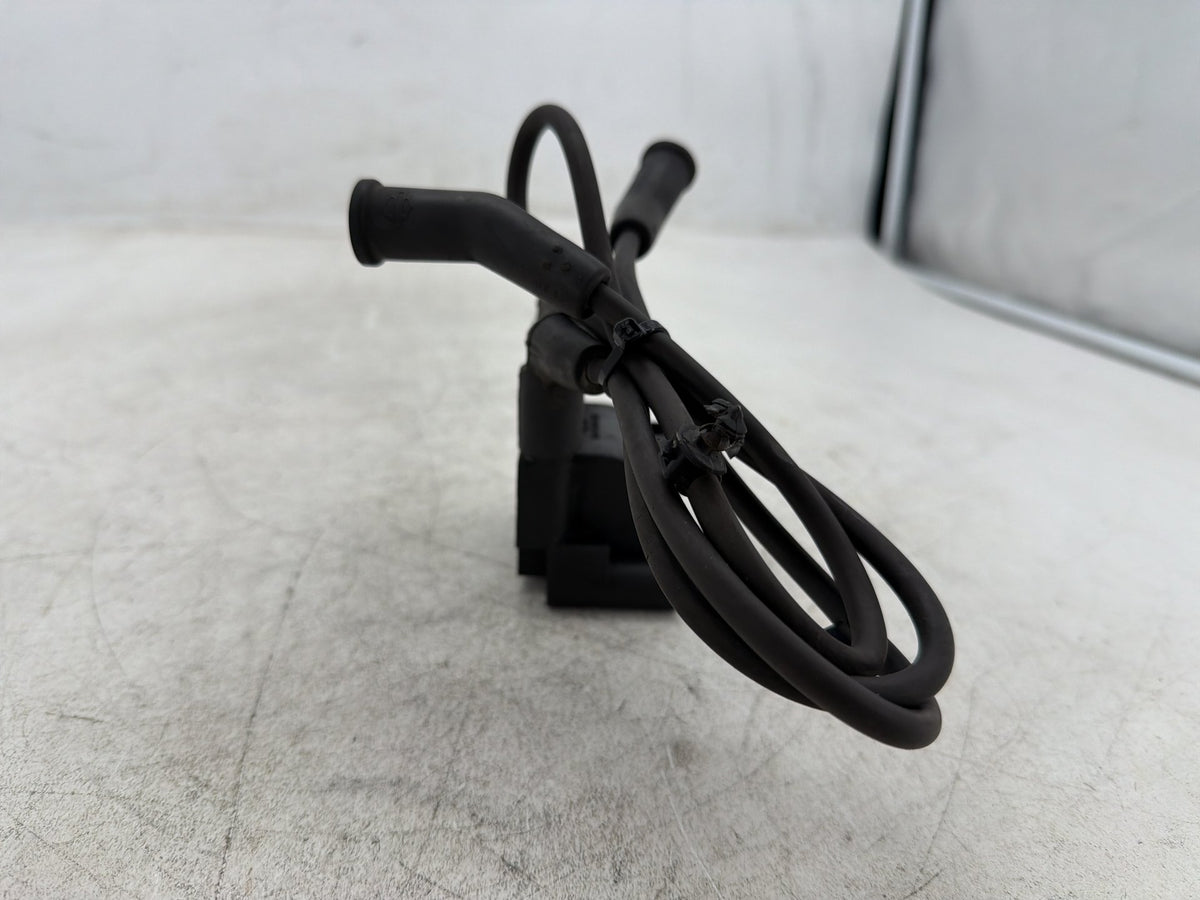 2010 Harley Electra Glide Touring Ultra OEM Ignition Coil Spark Plugs Cable