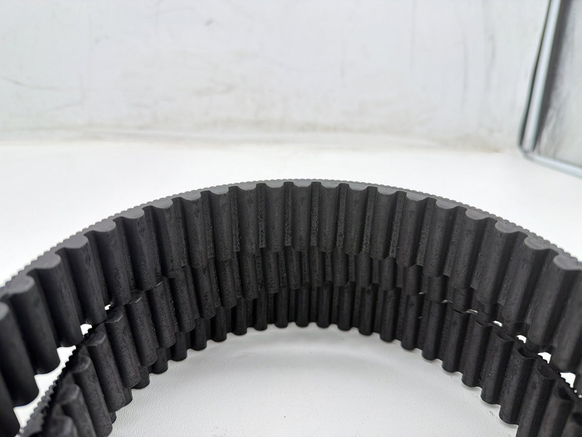 1995 Harley Electra Glide Touring Classic OEM Rear Drive Belt 40001-85 136T 1.5"