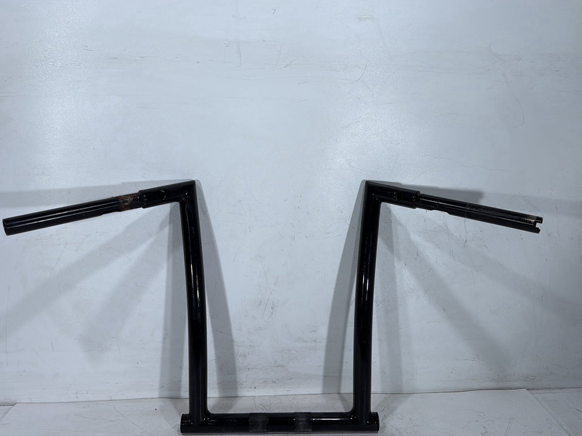 2018 Harley Road Glide Touring FLTRXS OEM Front Handlebars Handle Bars