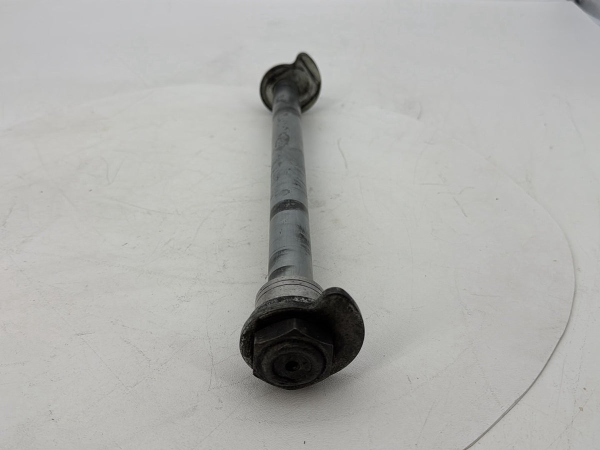2007 - 2011 Harley-Davidson Touring Electra Glide Ultra Rear Wheel Axle Bolt Shaft 41056-09