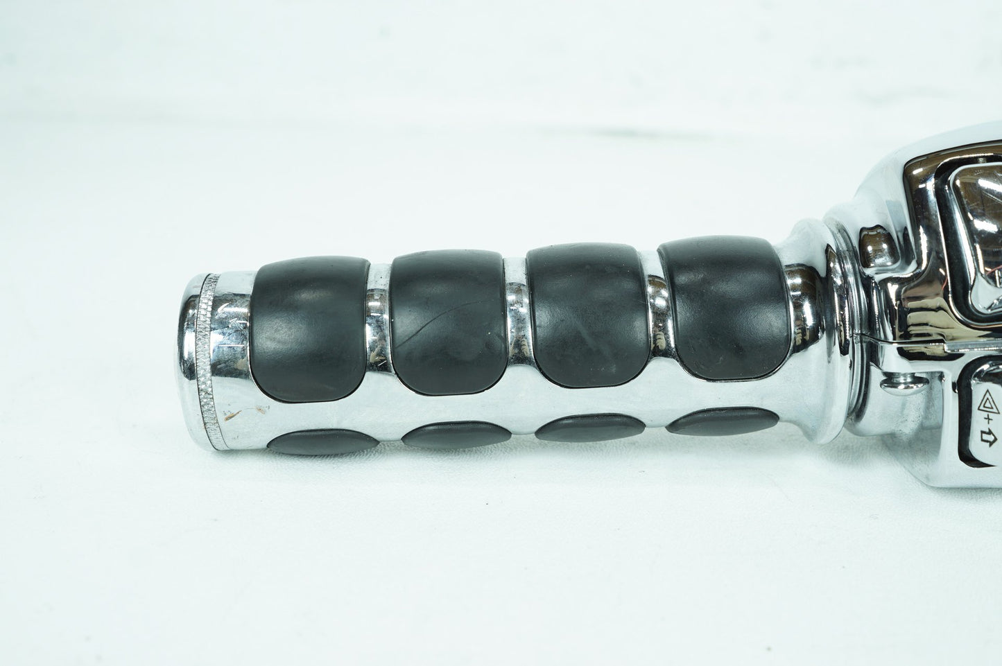 1999 - 2006 Harley-Davidson Softail Heritage Left Turn Signal Headlight Switches Controls 71598-00