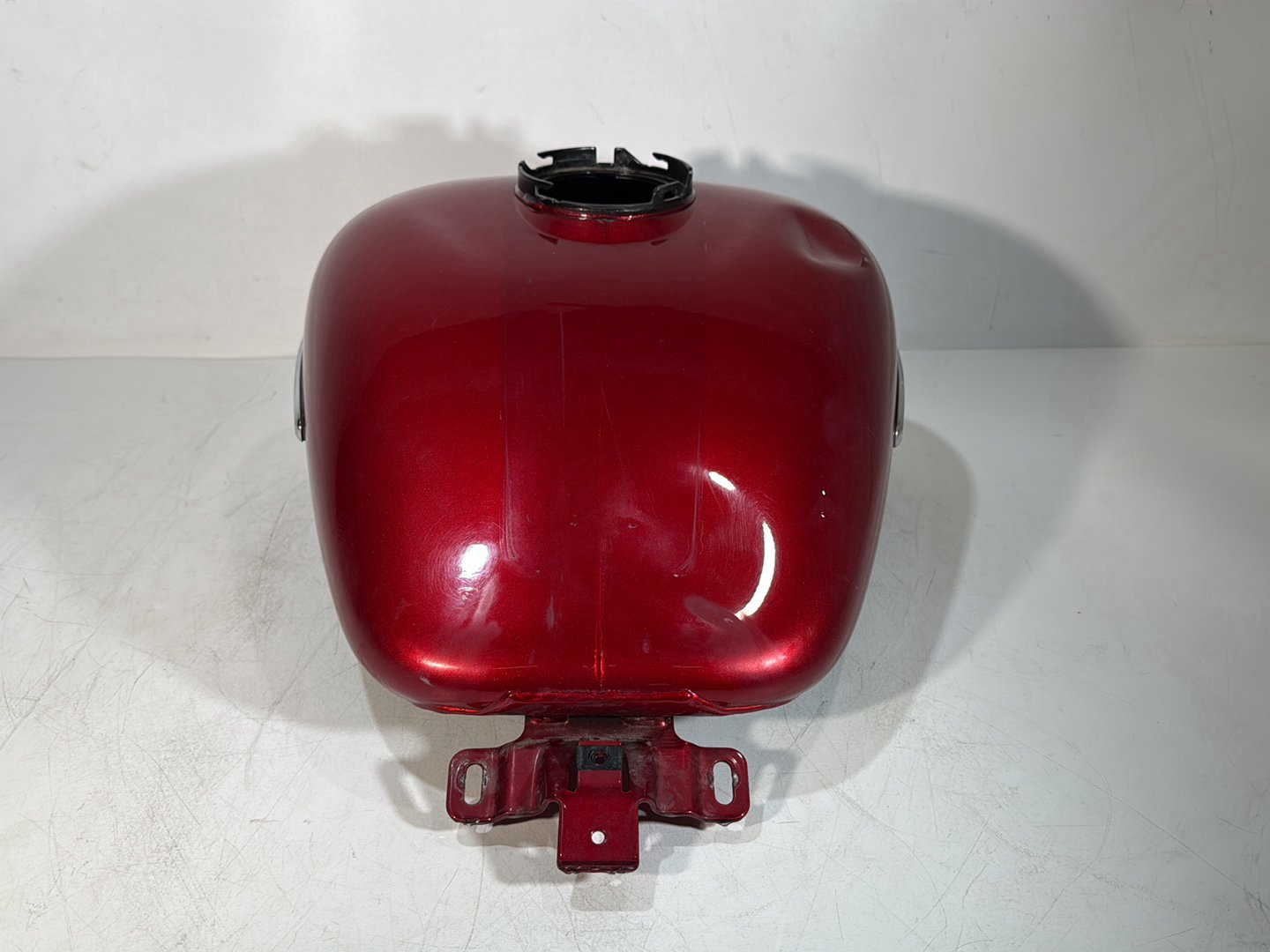 2008 - 2016 Harley-Davidson Touring Electra Glide Ultra Fuel Gas Tank Gasoline Reservoir 61356-08