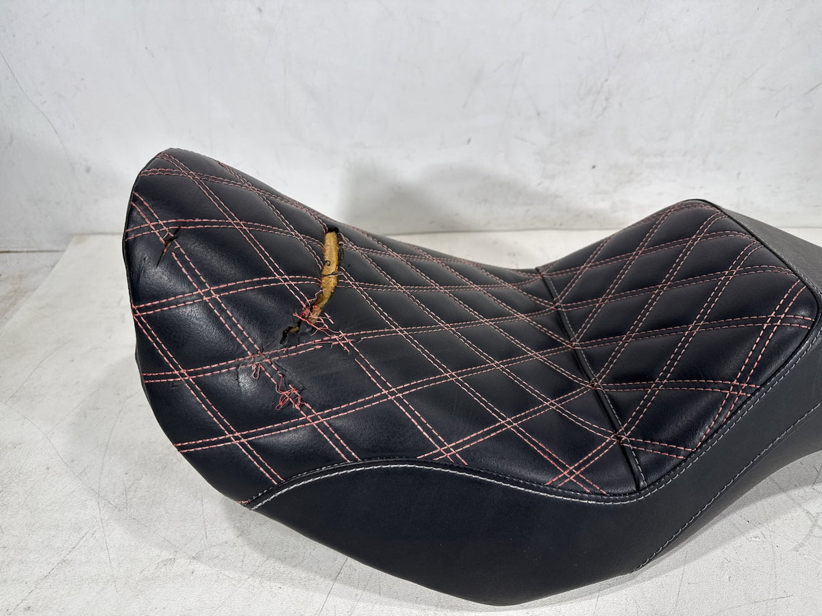 2016 Harley Dyna Fat Bob FXDF 103 OEM Passenger Rider Driver Seat Saddle