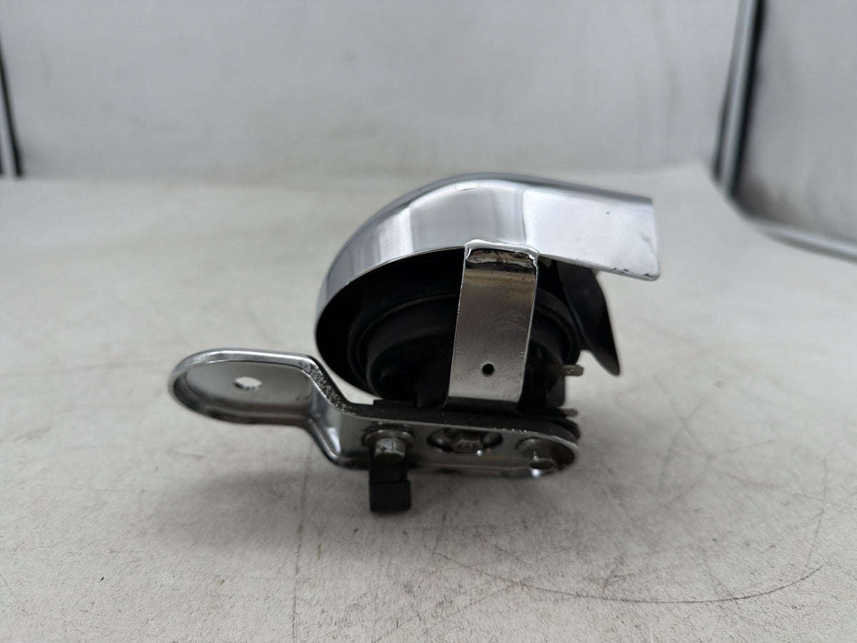 2000 Harley Sportster 1200 Custom XL1200C OEM Horn Signal Klaxon Chrome Cover