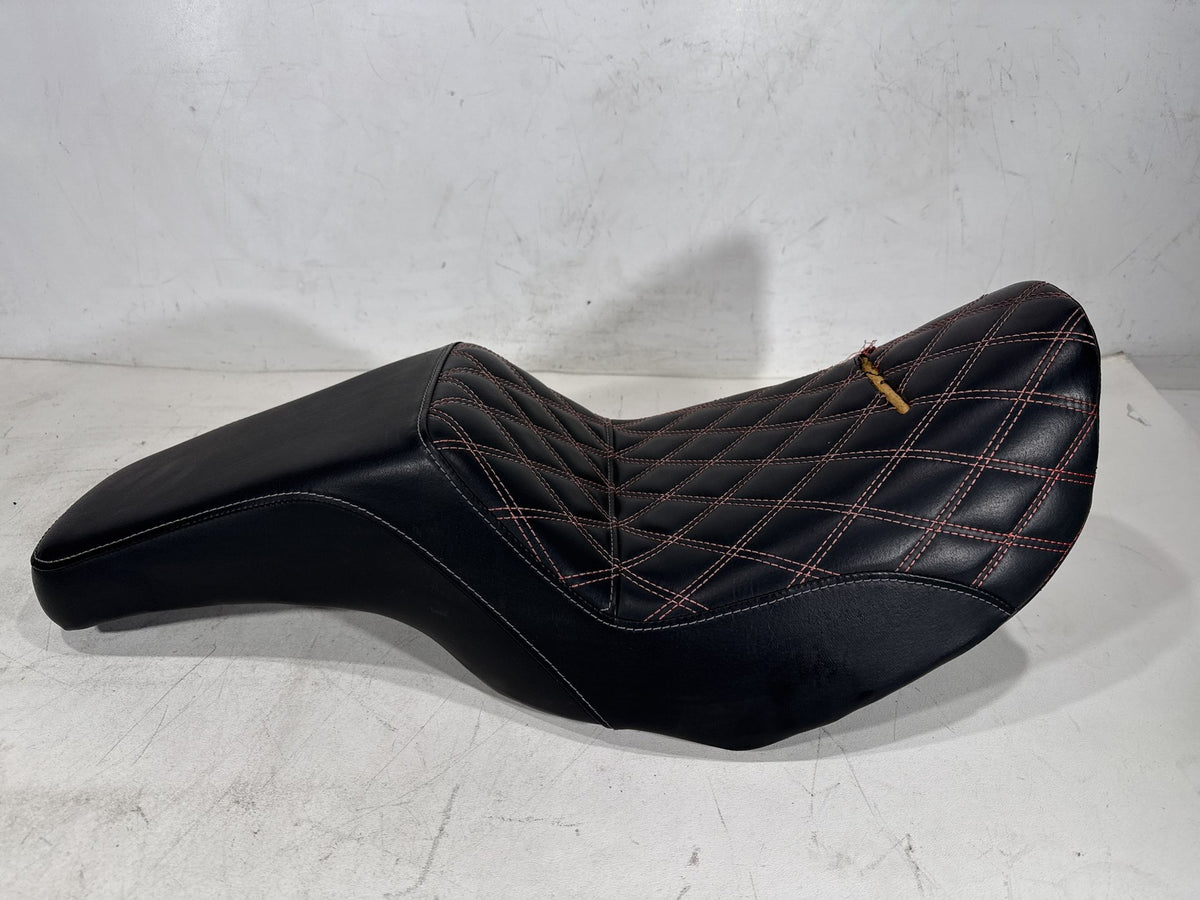 2016 Harley Dyna Fat Bob FXDF 103 OEM Passenger Rider Driver Seat Saddle