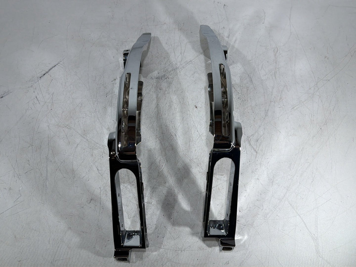 2014 Harley Electra Glide Ultra Saddlebag Fender Struts Brackets OEM Pair