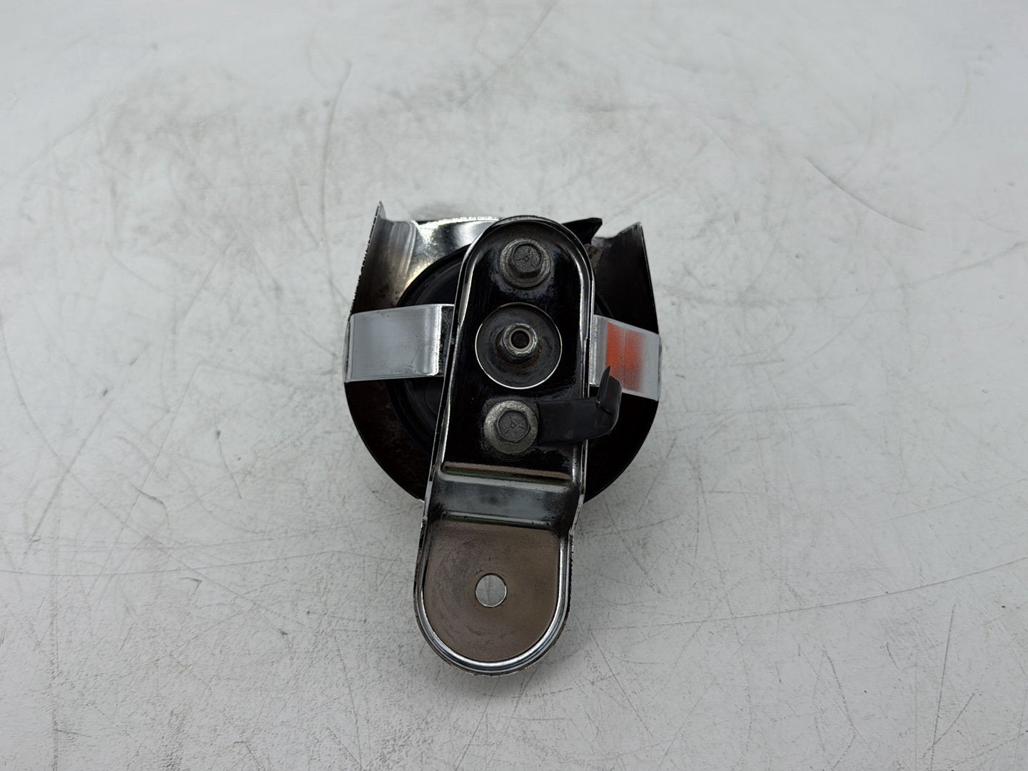 2014 Harley Street Glide Touring FLHXS OEM Horn Signal Klaxon Chrome Cover