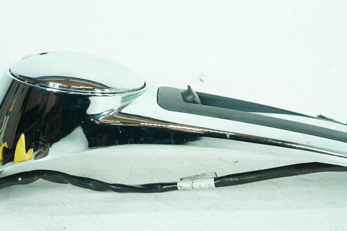2007 - 2011 Harley-Davidson Touring Electra Glide Ultra Fuel Gas Tank Dash Console NOKey 61270-08
