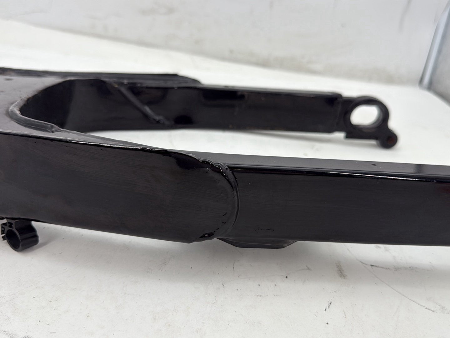 2006 Harley Road King Touring FLHRCI Classic OEM Rear Fork Swingarm Swing Arm