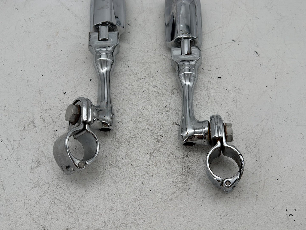 2006 Harley Street Glide Touring FLHXI OEM Front Right Left Highway Foot Pegs