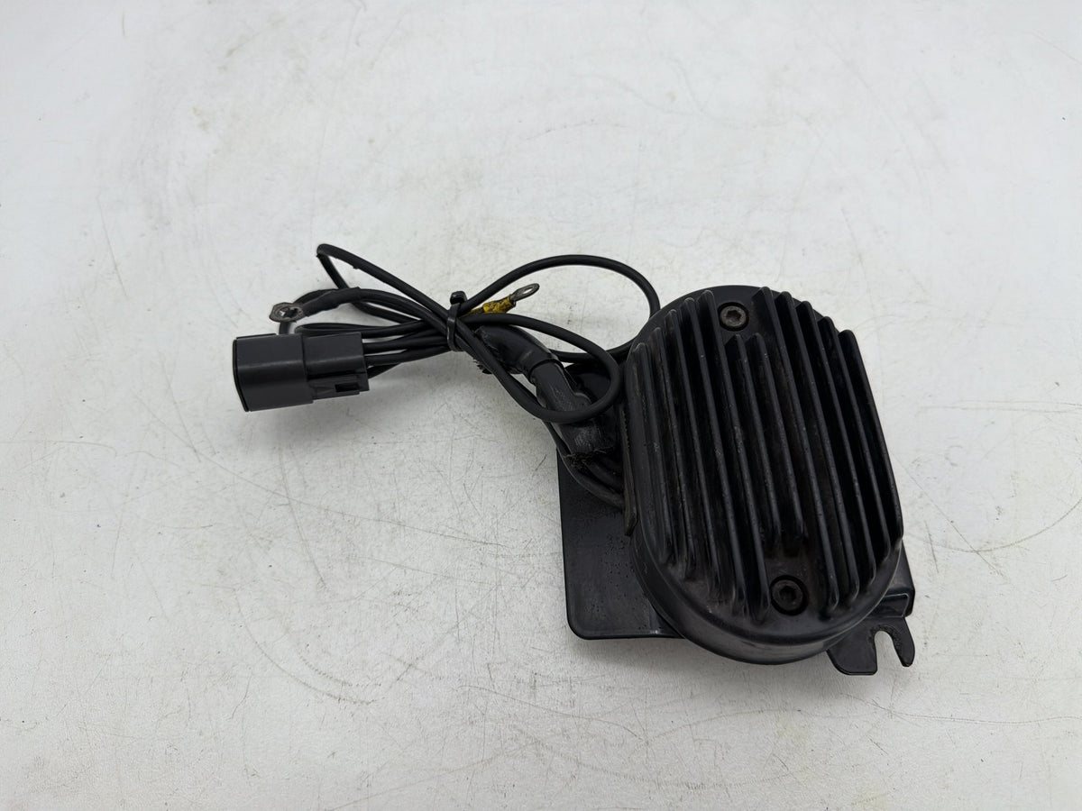 2006 Harley Softail Deuce FXSTDI OEM Voltage Regulator Rectifier