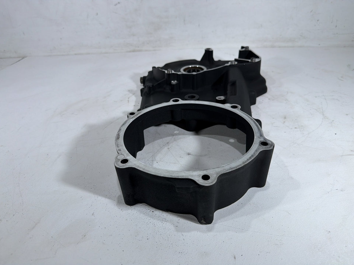 2014 Harley Softail Slim FLS OEM Inner Primary Clutch Cover 60681-06C