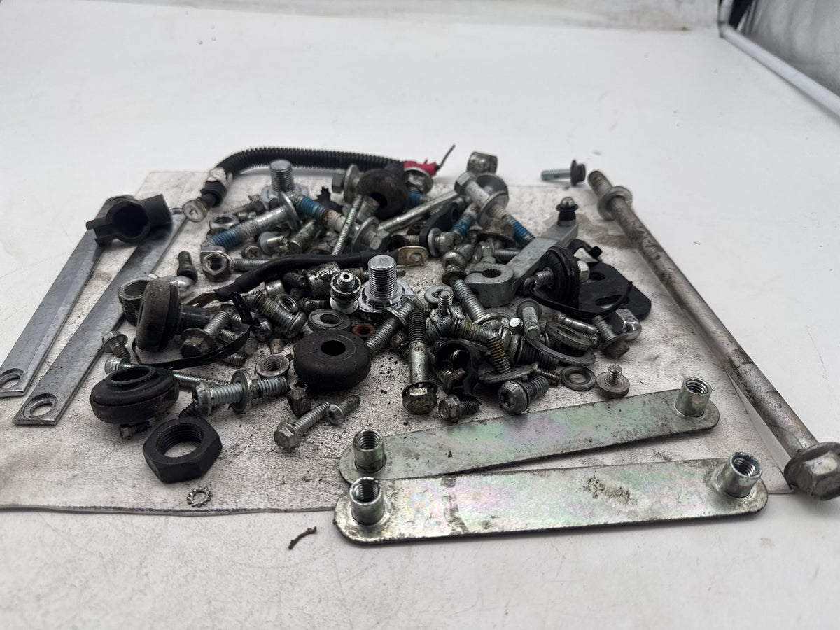 2014 Harley Softail Slim FLS OEM Hardware Bolts Nuts & Brackets