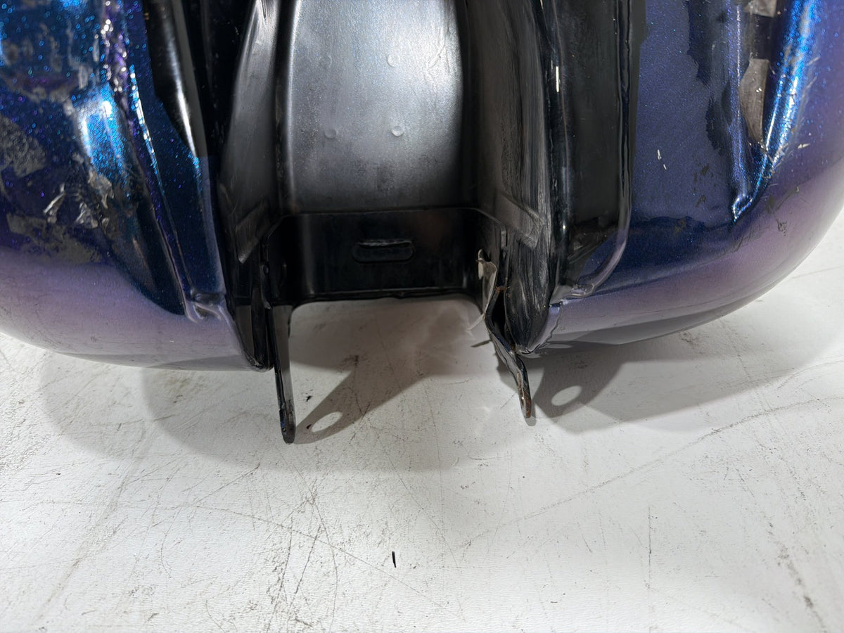 2010 Harley Electra Glide Touring Ultra OEM Fuel Gas Tank Gasoline Reservoir