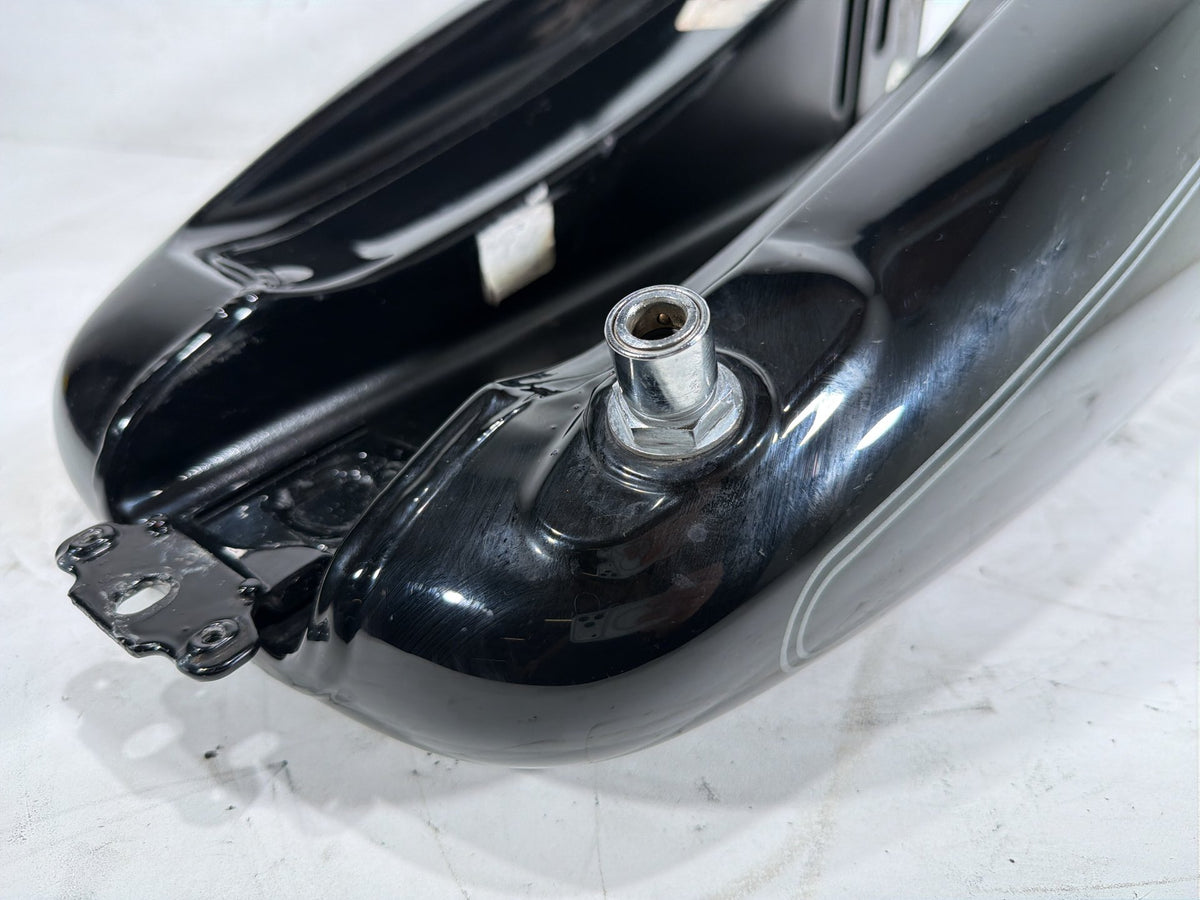2006 Harley Softail Deuce FXSTDI OEM Fuel Gas Tank Gasoline Reservoir 62082-00C