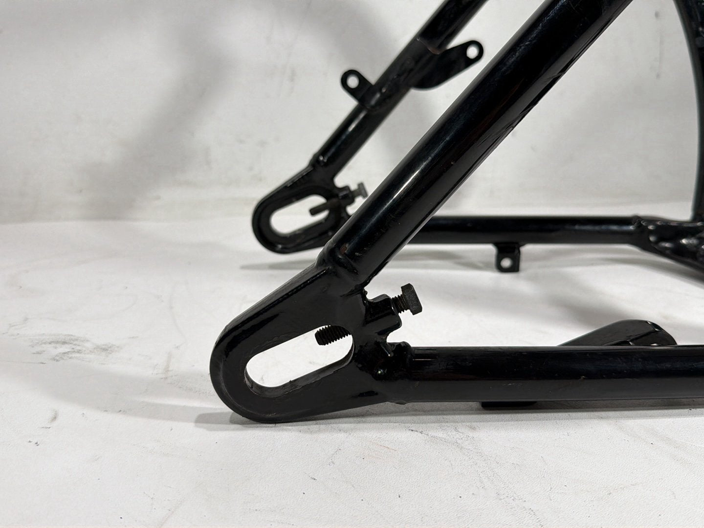 2011 Harley Heritage Softail Classic FLSTC OEM Rear Fork Swingarm Swing Arm