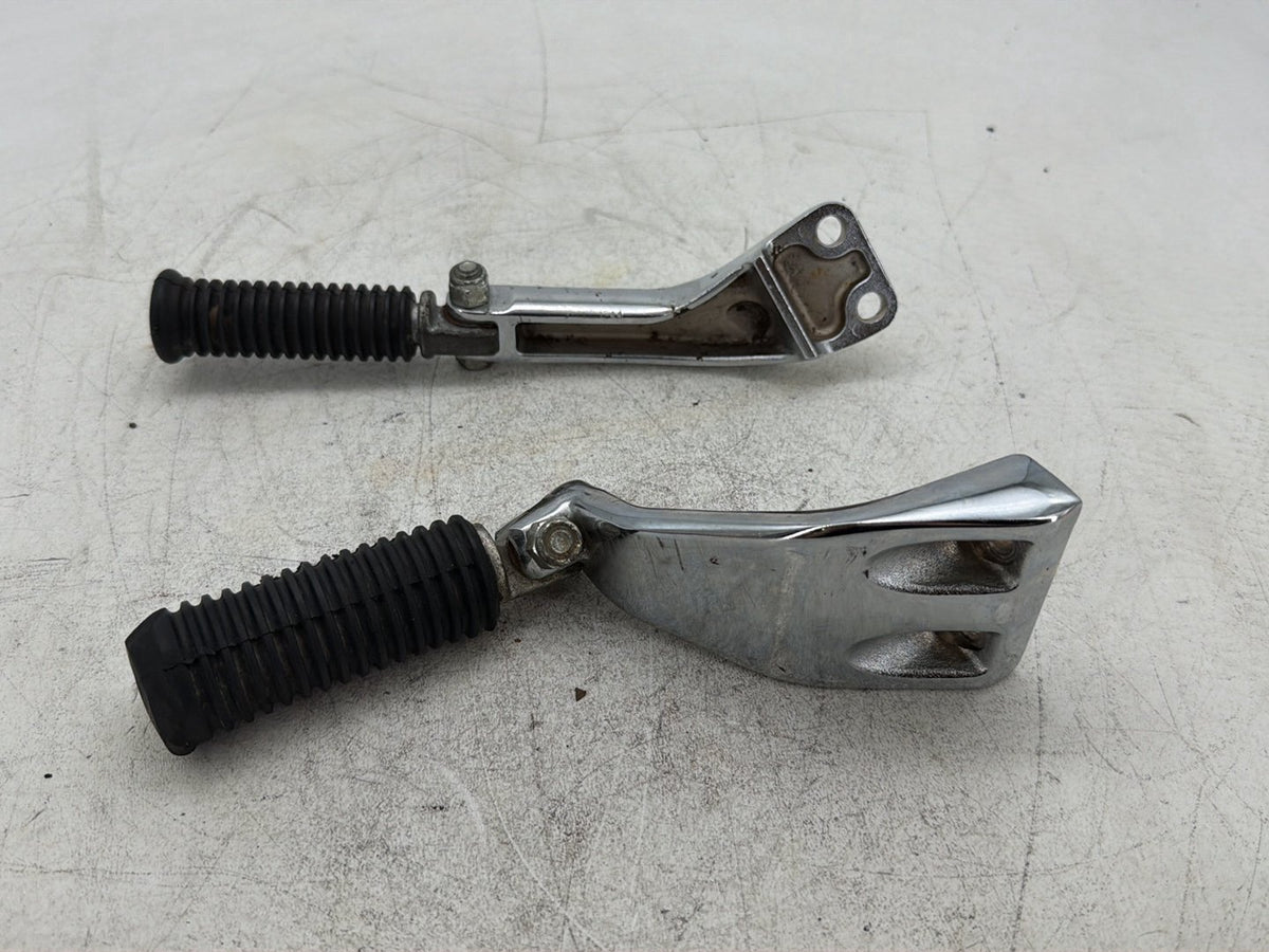 2006 Harley Dyna Super Glide FXDI OEM Left & Right Driver Step Foot Rest Pegs