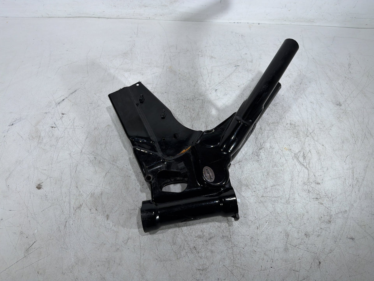 2017 Harley Dyna Street Bob FXDB OEM Upper Portion Main Frame Neck Cut Off SLVG