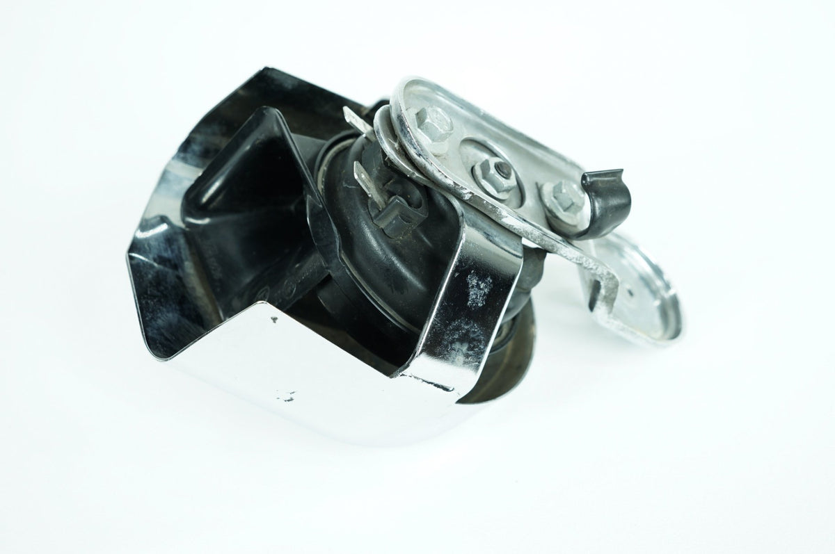 2014 Harley-Davidson Dyna Street Bob Horn Signal Klaxon Chrome Cover 61300478