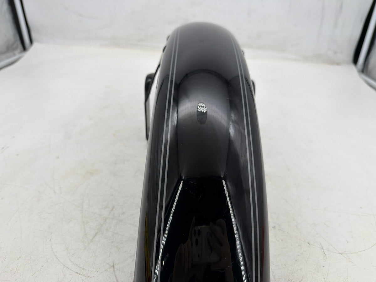 2006 Harley Softail Deuce FXSTDI OEM Front Wheel Fender Shell Panel
