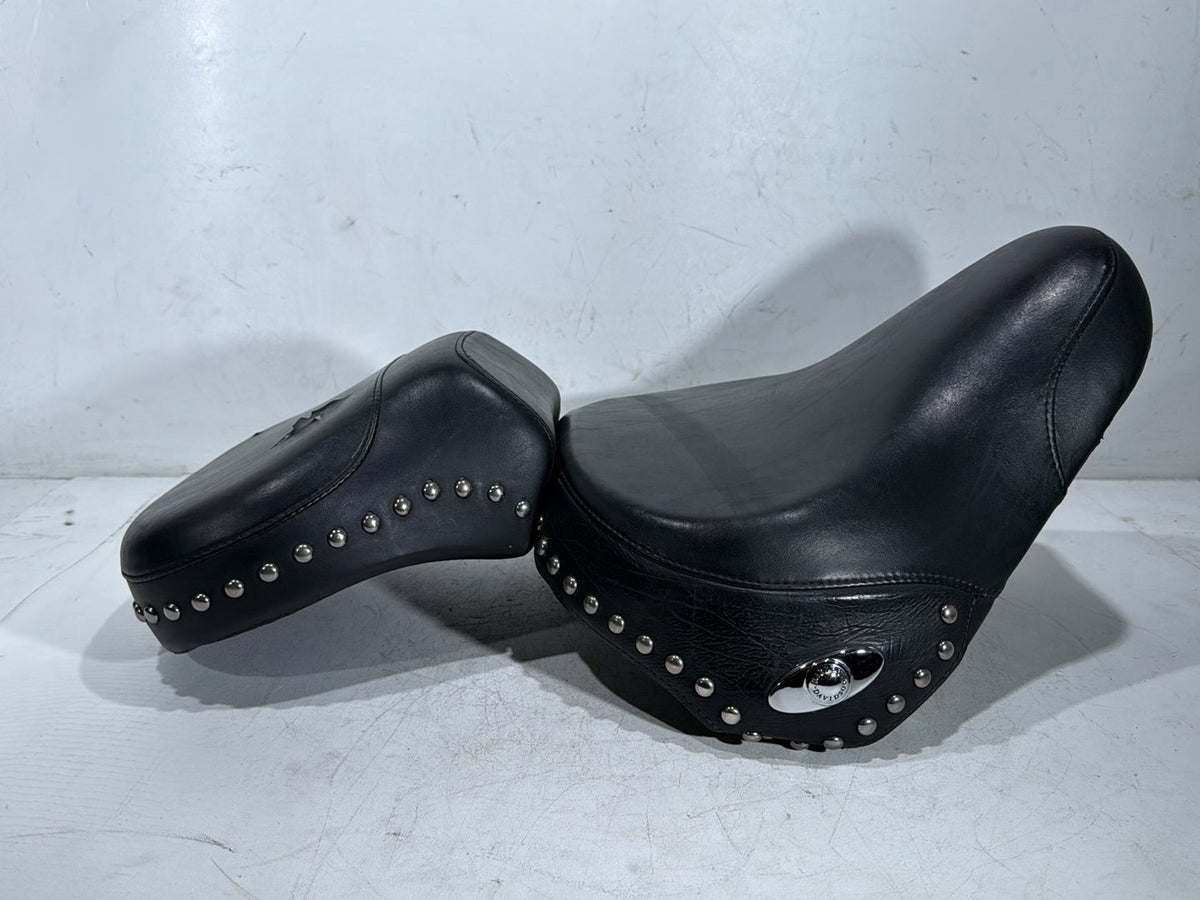 04 Harley Heritage Softail Classic FLSTCI OEM Passenger Rider Driver Seat Saddle
