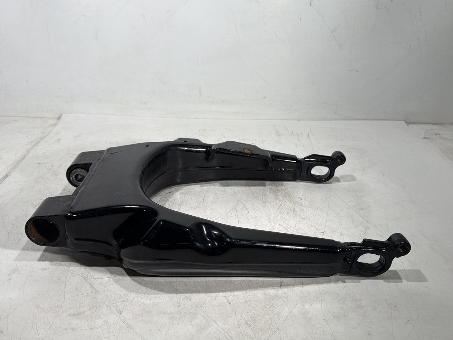 2011 Harley Street Glide Touring FLHX OEM Rear Fork Swingarm Swing Arm
