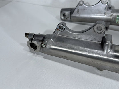 1998 Harley Road King Touring FLHRCI Classic OEM Front Triple Tree Set & LH RH Fork Legs Sliders