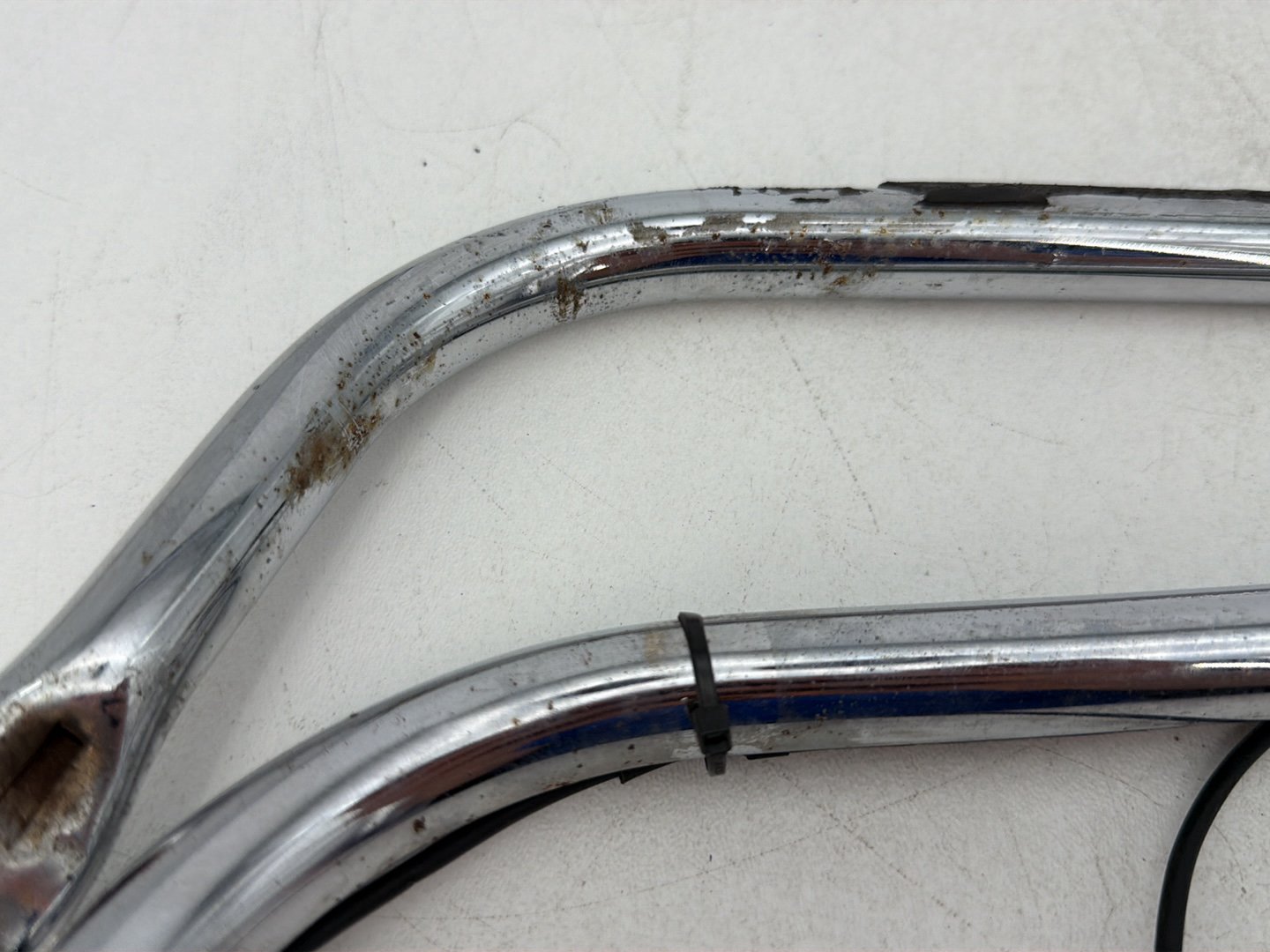 2007 - 2012 Harley-Davidson Touring Street Glide Rear Left Right Saddlebag Guard Rails Bar