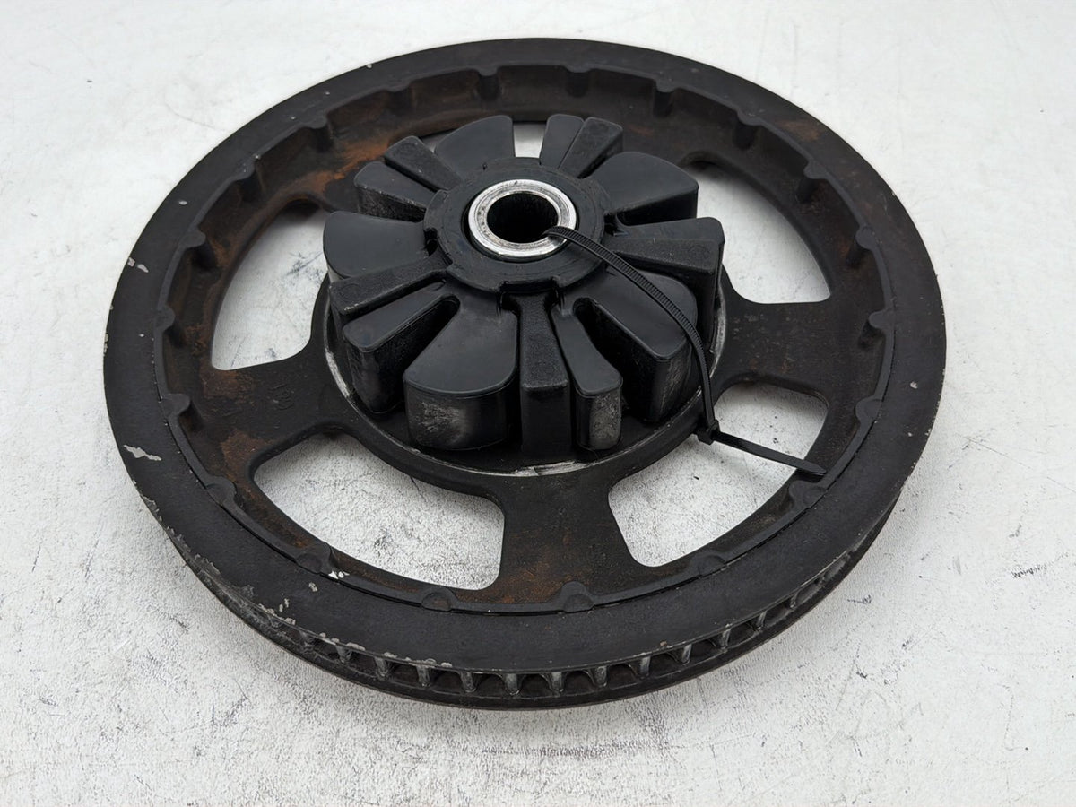 2015 Harley Electra Glide Ultra Low OEM Rear Driver Pulley Sprocket 68T