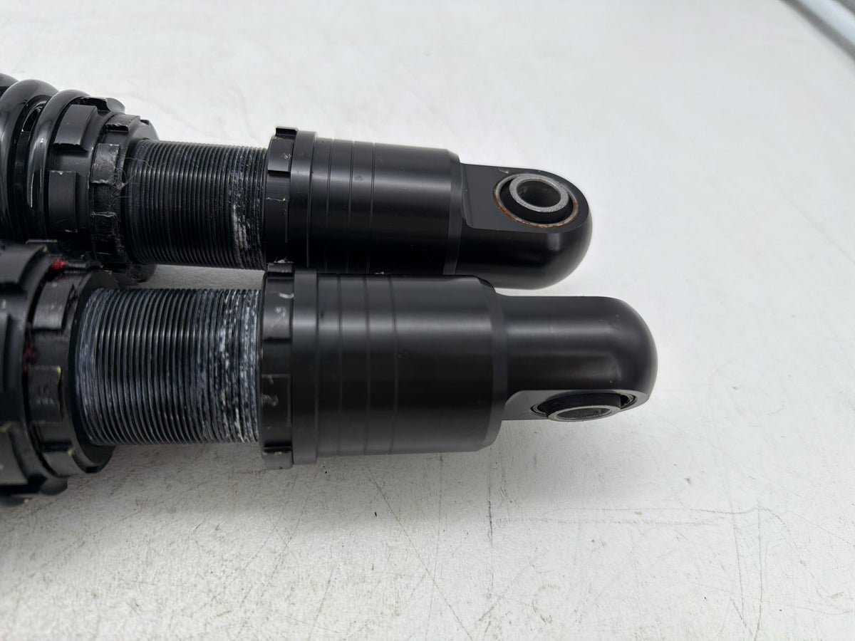 10 Harley Street Glide Touring FLHX Rear Left Right Shock Absorbers Low 12"