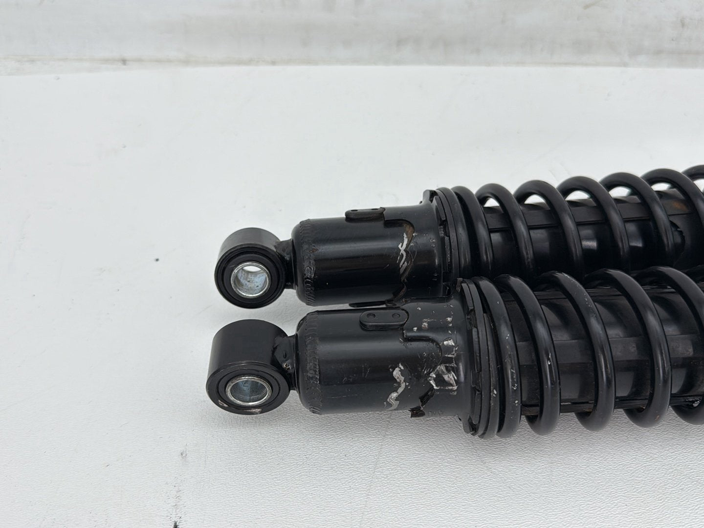 2007 Harley Street Glide Touring FLHX OEM Rear Left Right Shock Absorbers