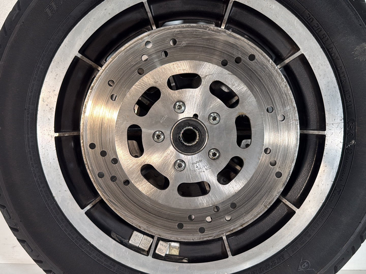 1984 - 1998 Harley-Davidson Touring Electra Glide Classic Front Wheel Rim Tire MT90B16 72H, Dunlop, 16"