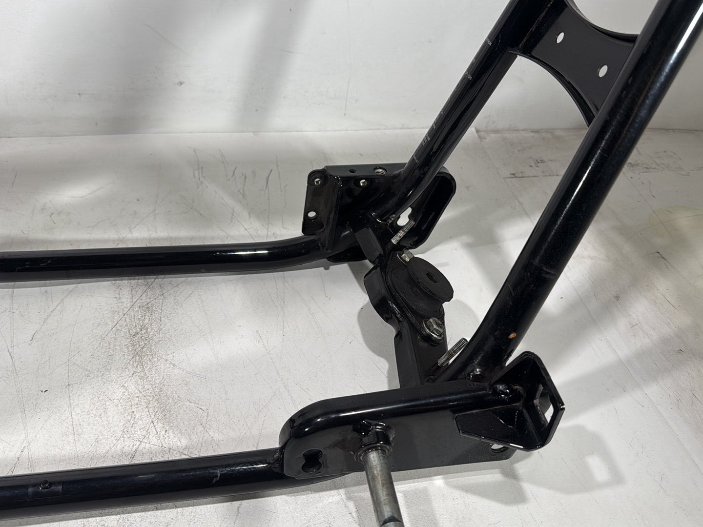 2007 Harley Electra Glide Touring Ultra FLHTCUI OEM Body Main Frame Chassis SLVG