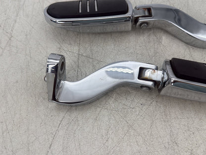 2011 Harley Street Glide Touring FLHX OEM Passenger Left & Right Foot Pegs