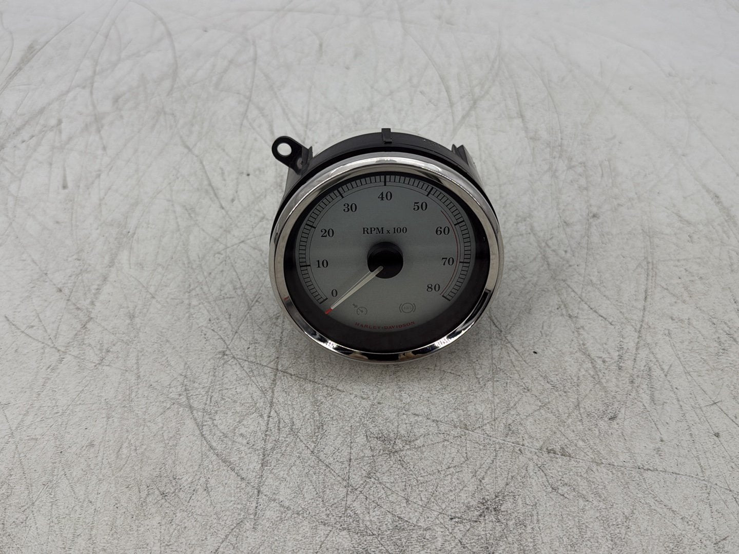 2011 Harley Street Glide Touring FLHX OEM Tachometer Tacho Gauge Instrument Cluster