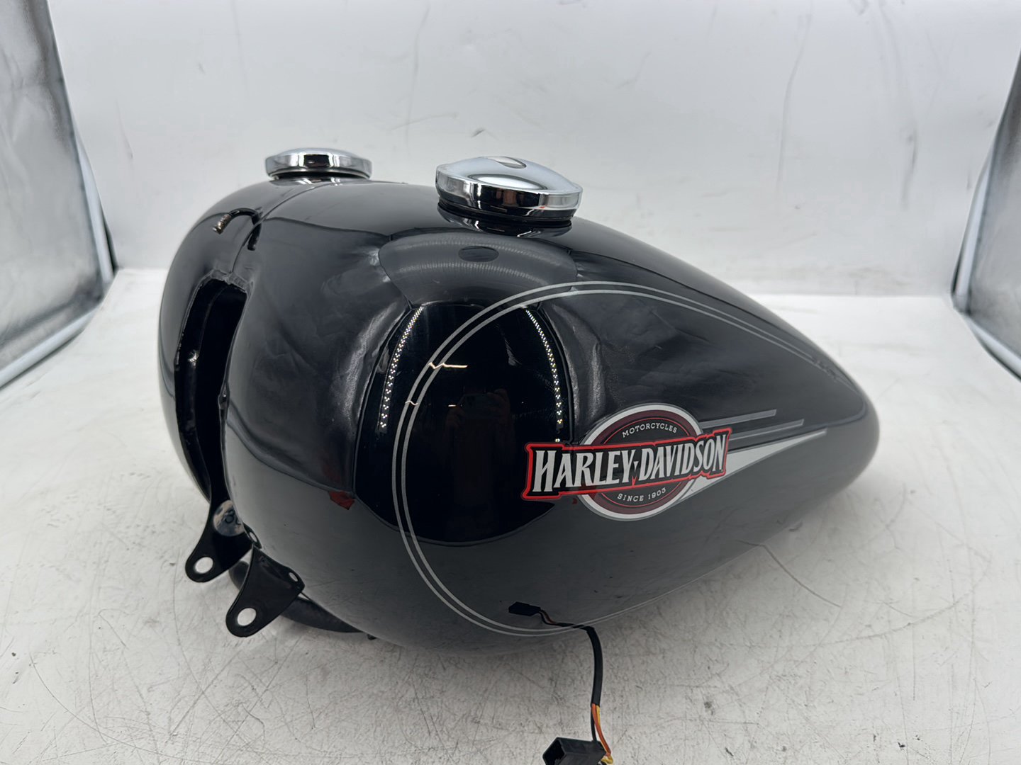 2007 Harley Softail Heritage Classic FLSTC OEM Fuel Gas Tank Gasoline Reservoir