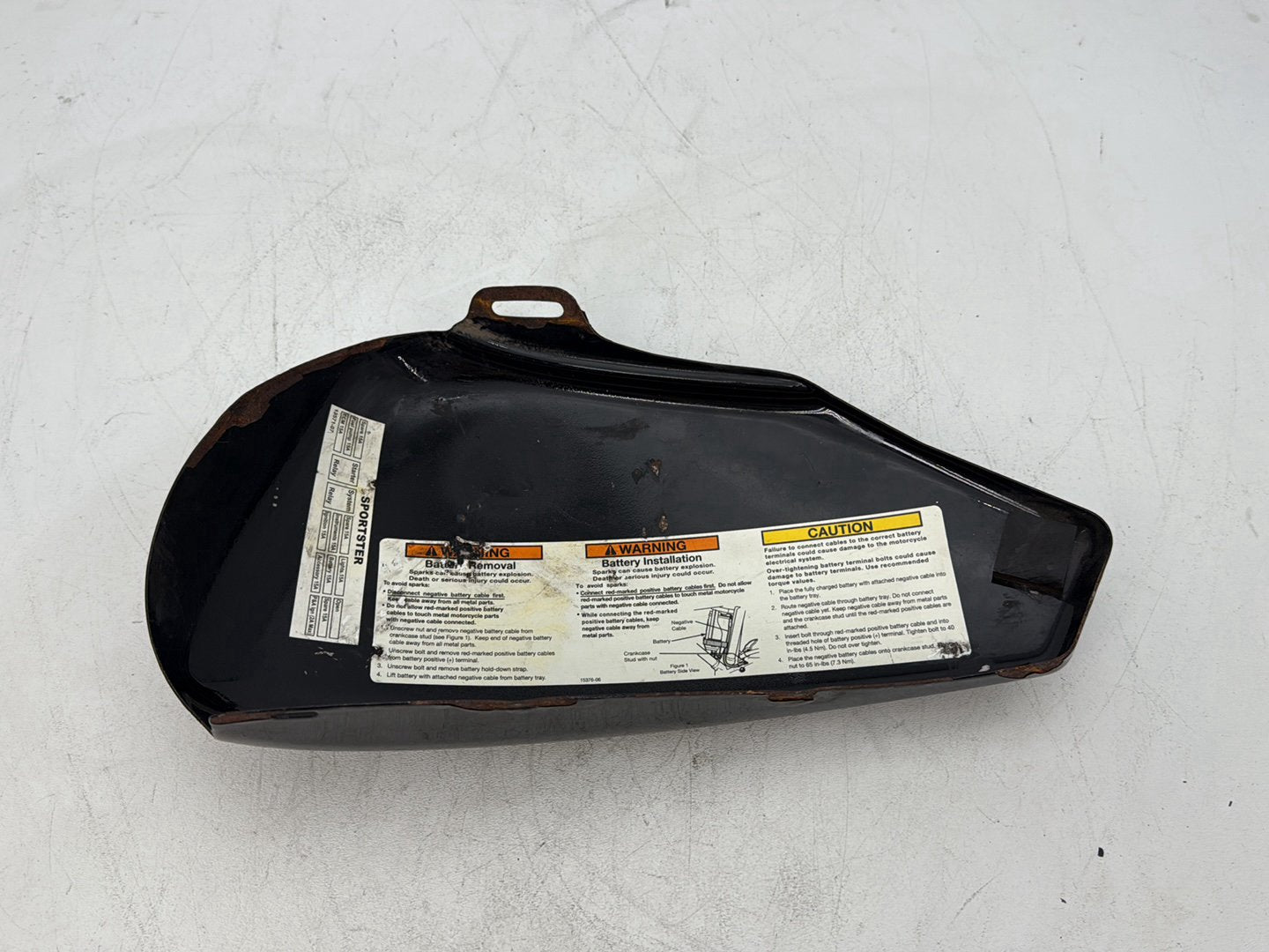 2009 Harley Sportster 883 Low XL883L OEM Left Fairing Side Oil Tank Cover