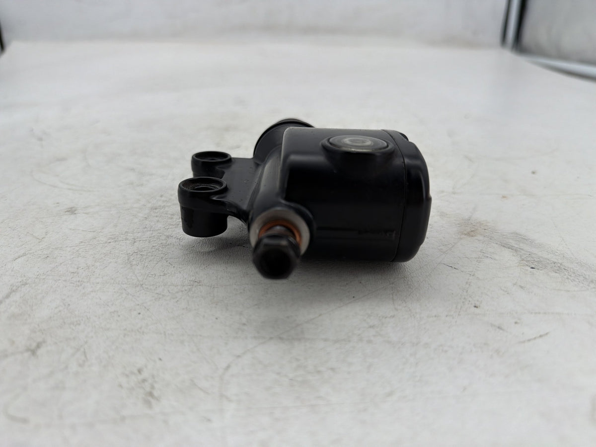 2010 Harley Street Glide Touring FLHX OEM Rear Brake Master Cylinder Reservoir