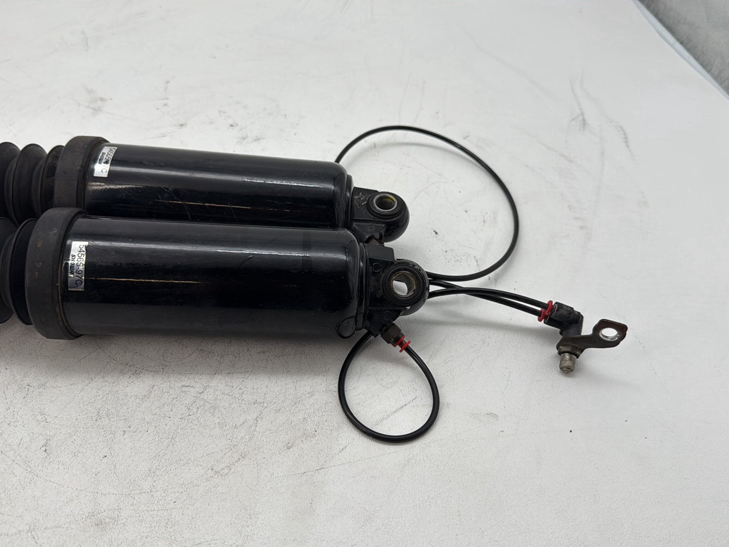 2006 Harley Touring Electra Glide Classic Rear Left Right Shock Absorbers 13"