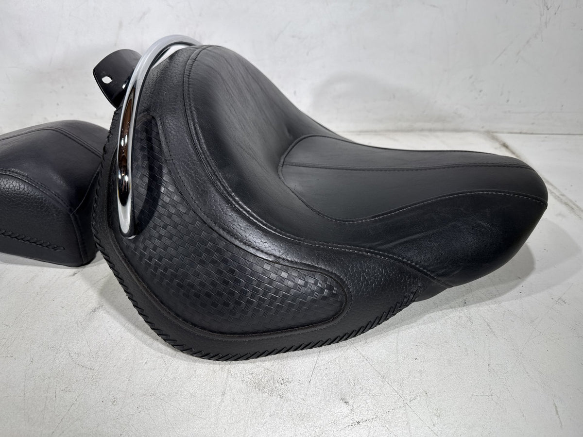 2011 Harley Softail Deluxe FLSTN OEM Passenger Rider Driver Seat Saddle