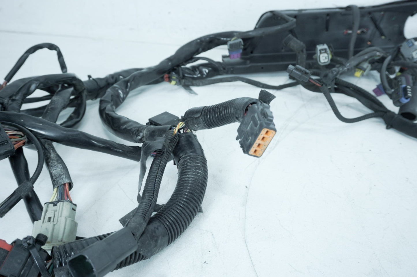 2007 - 2011 Harley-Davidson Touring CVO Electra Screamin Eagle Main Wire Wiring Harness Loom 70992-07