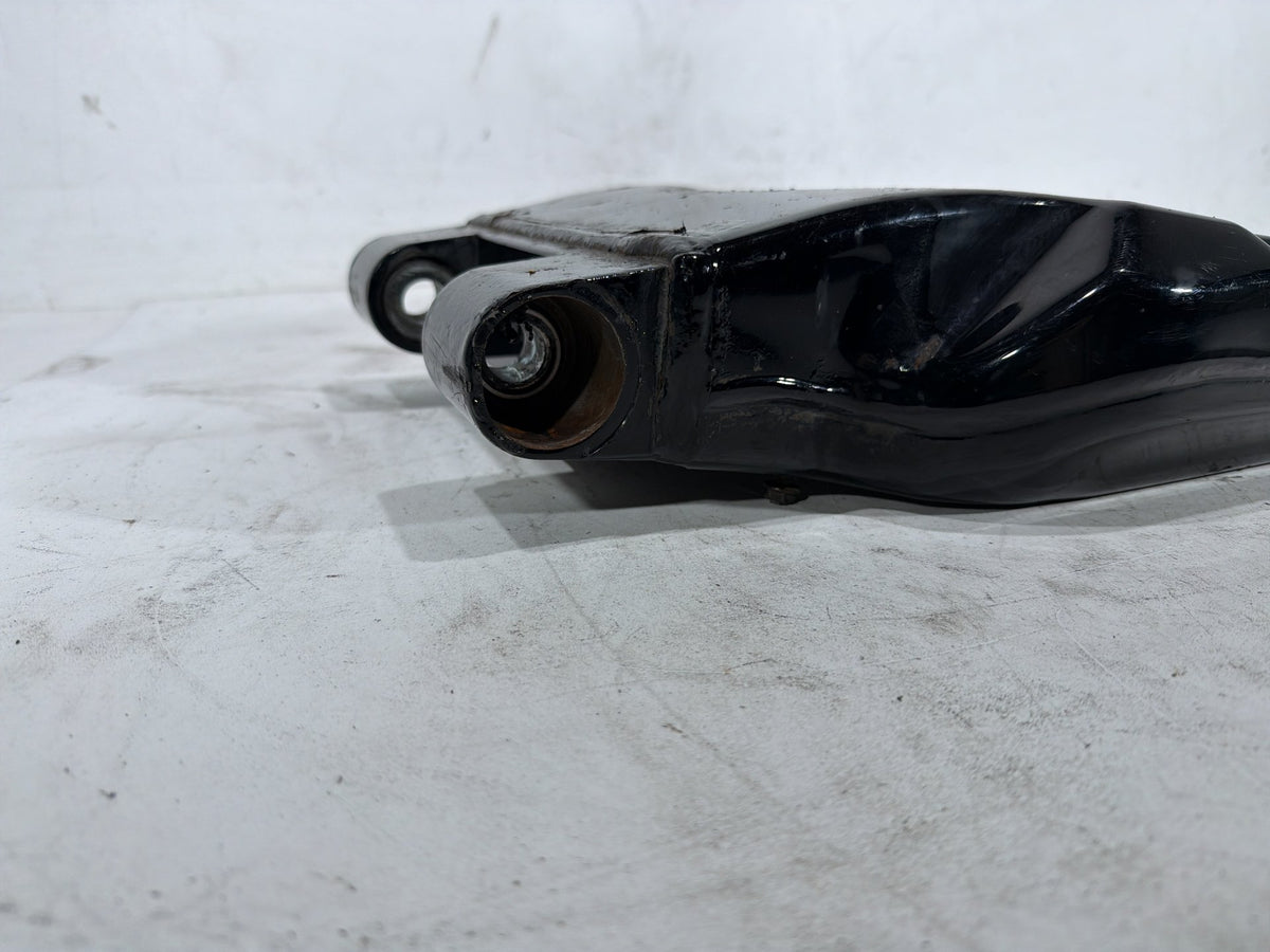 2010 Harley Electra Glide Touring Ultra OEM Rear Fork Swingarm Swing Arm
