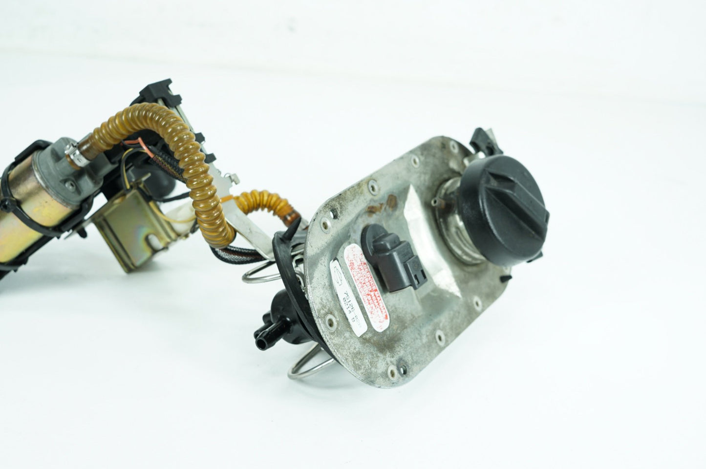 2004 Harley-Davidson Touring FLHTCUI - Fuel Pump Gas Gasoline Petrol Sending PN: 75126-02C
