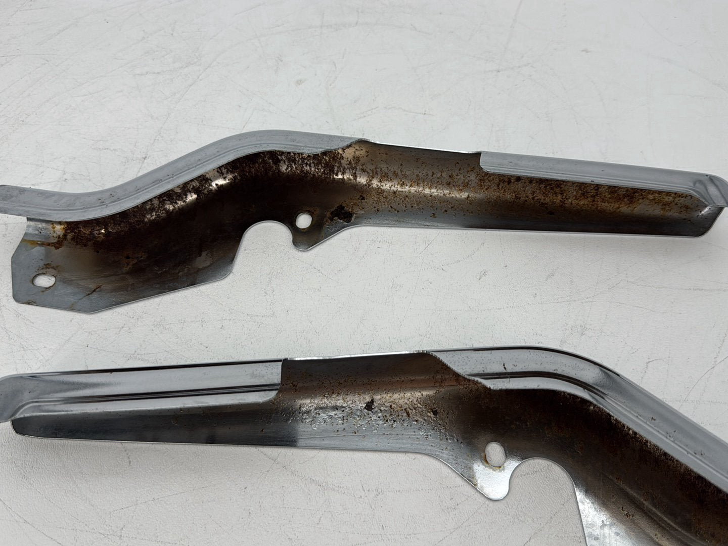 2008 Harley Touring FLHT Electra Glide OEM Left & Right Saddlebag Mount Brackets