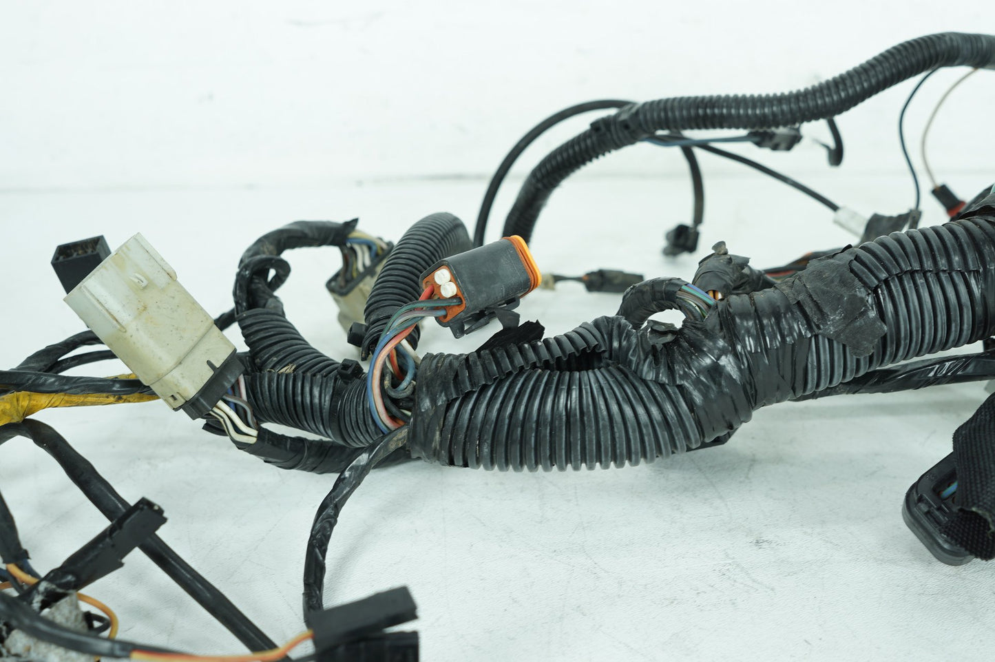 2007 - 2013 Harley-Davidson Touring Electra Glide Ultra Front Sub Wiring Harness Loom Interconnect 70232-10