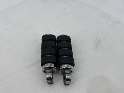 1999 - 2006 Harley-Davidson Softail Heritage Passenger Left & Right Foot Pegs Kuryakyn Small ISO-Pegs